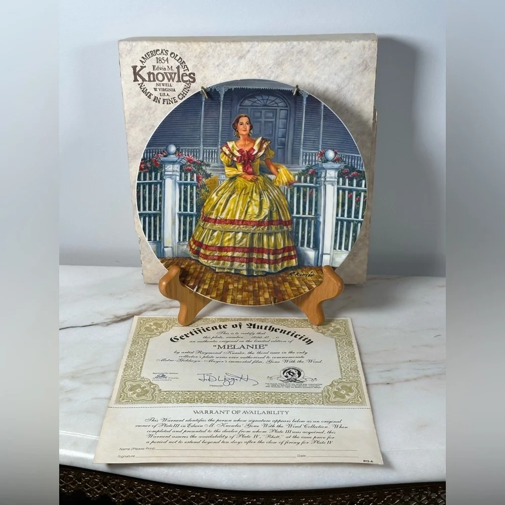 GWTW Knowles Issue 3 Melanie #13100D COA Yellow Ruffled Dress - Picture 7 of 9